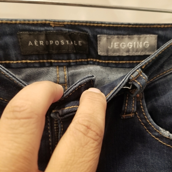 Aeropostle Distressed Jeggings - Picture 8 of 8